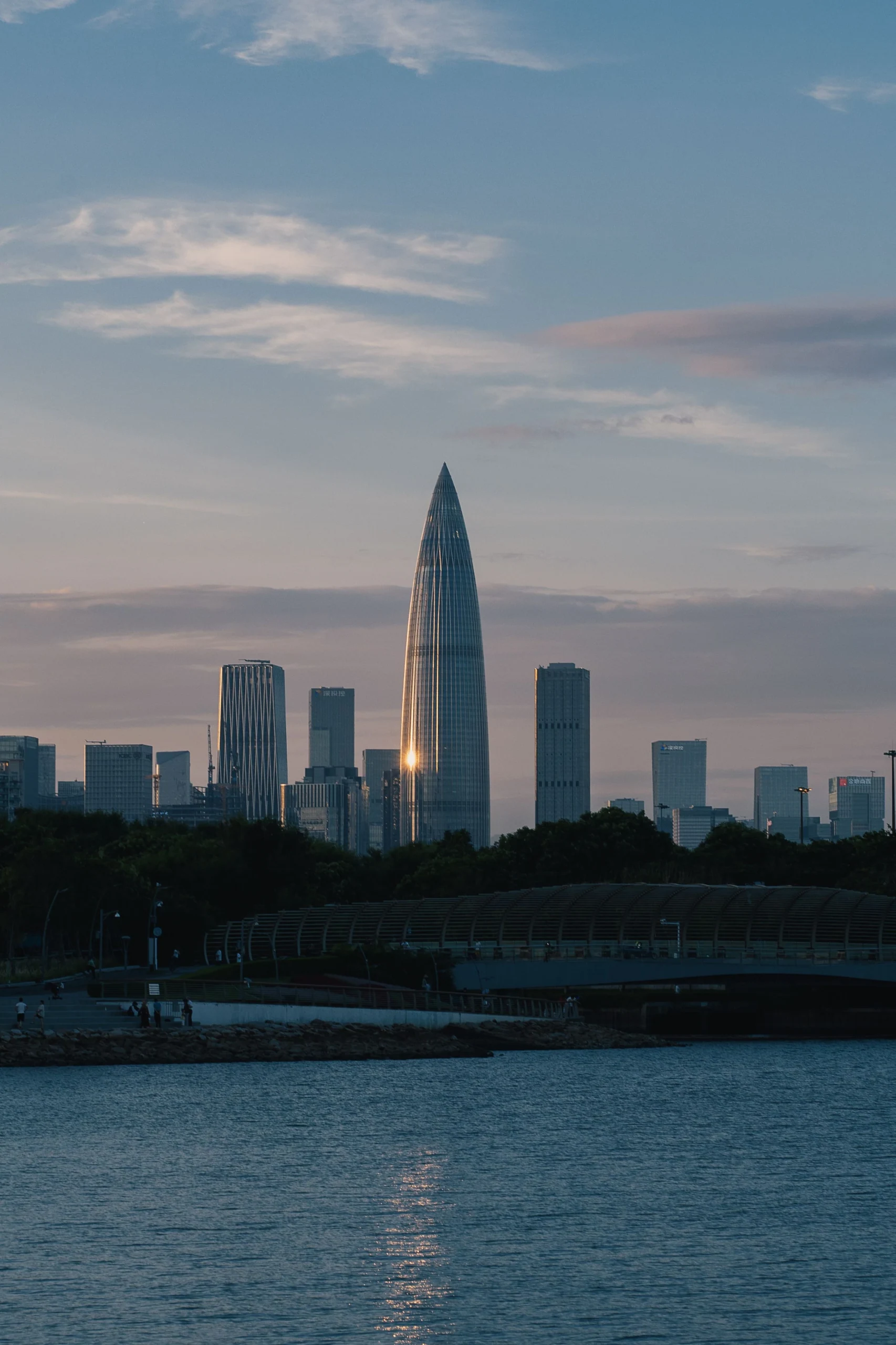 선전 China Resources 본사 일대의 노을, 전시용 예비 인터넷