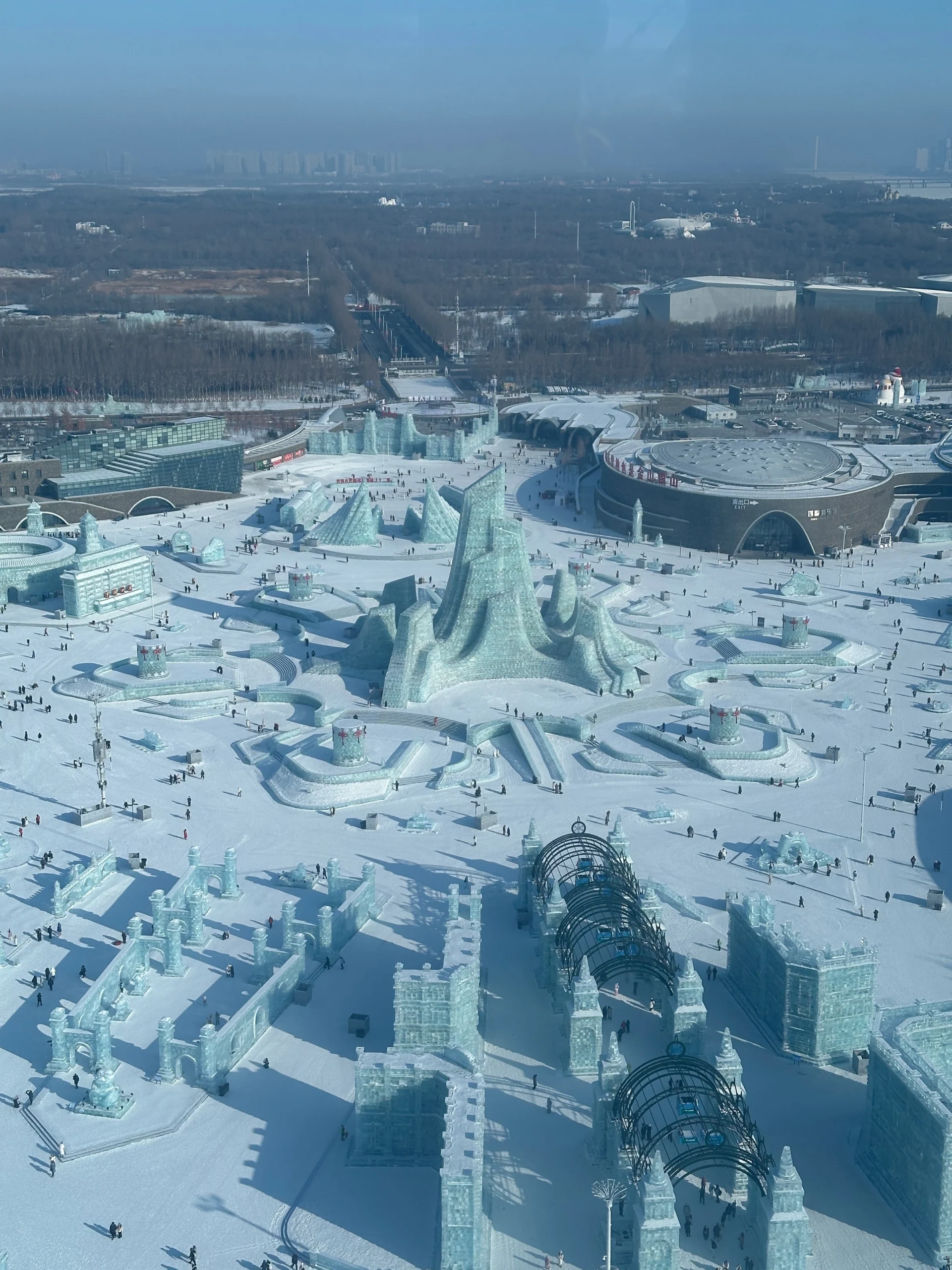哈爾濱冰雪大世界白天空拍園區